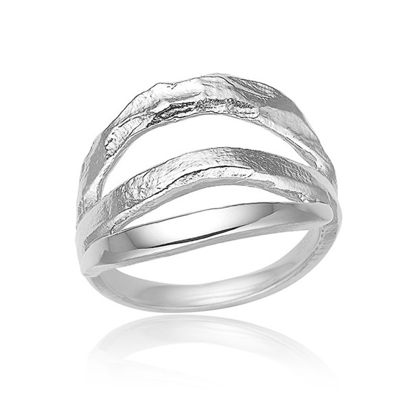 Moderne ring i sølv fra Blicher Fuglsang
