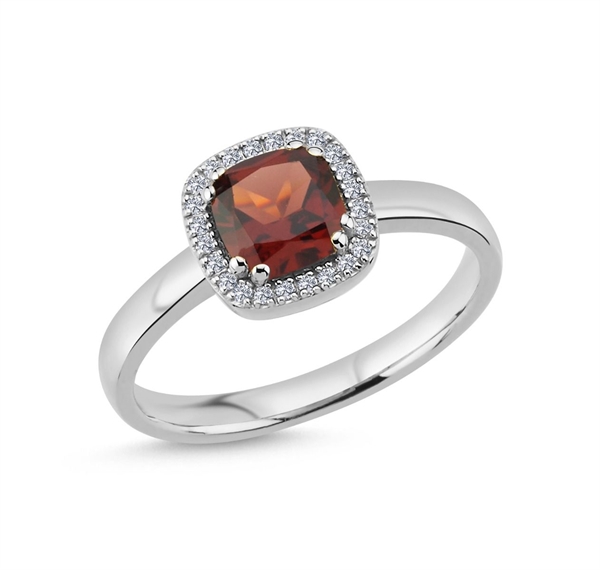 Nuran Ringe , med totalt 0,12 ct Wesselton SI