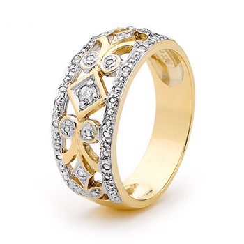 Diamond ring, from Bee