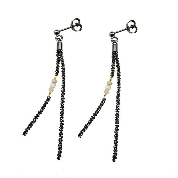 Earrings - Oxidised/Goldplated w. grey Raw Diamonds Oxyderet pr.par, fra San - Links of Joy