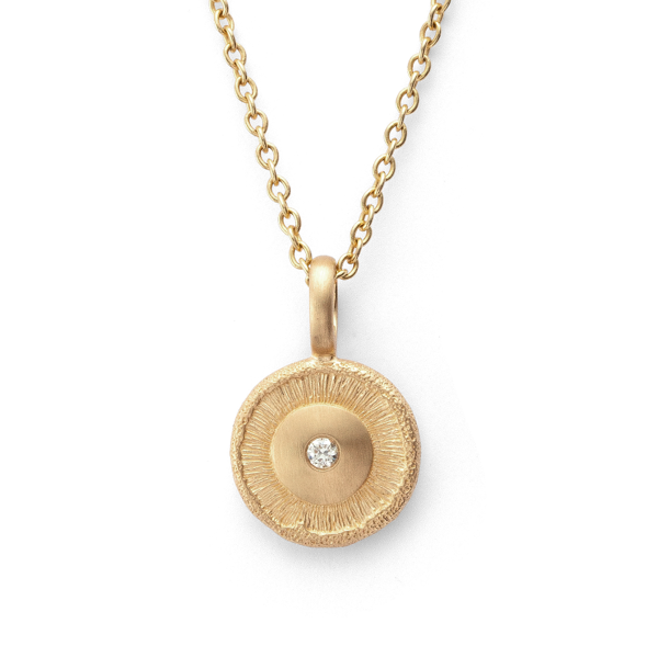 750/- Vedhænger mat/ struktureret, 0,02ct, fra Bastian Inverun