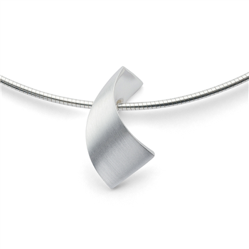 925/- vedhæng, satin mat/poleret, fra Bastian Inverun