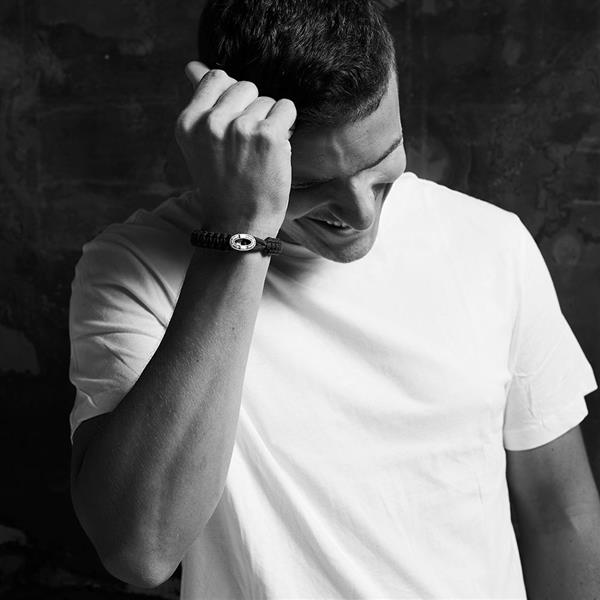 FSTS sort armbånd m sølv lås 07, fra Aagaard