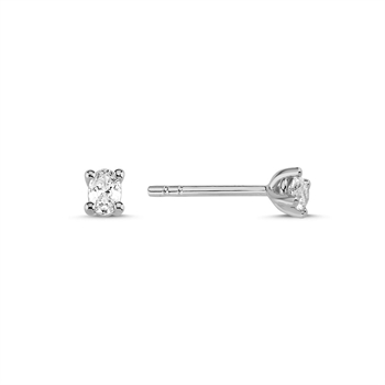 Nuran Ørering , med totalt 0,26 ct Wesselton SI